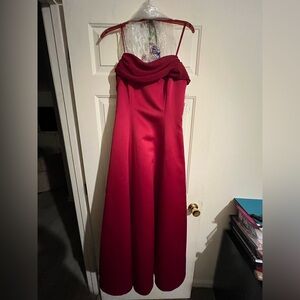 MichaelAngelo Beautiful Red Formal Gown Size 2